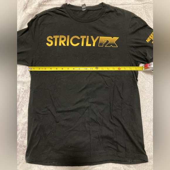 New kids on the block men’s Strictly FX - size L - Mixtape tour 2019 - Picture 6 of 7